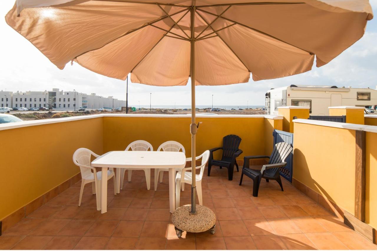 Apartamentos Arenas Blancas De Cotillo Vista Mar Exterior photo